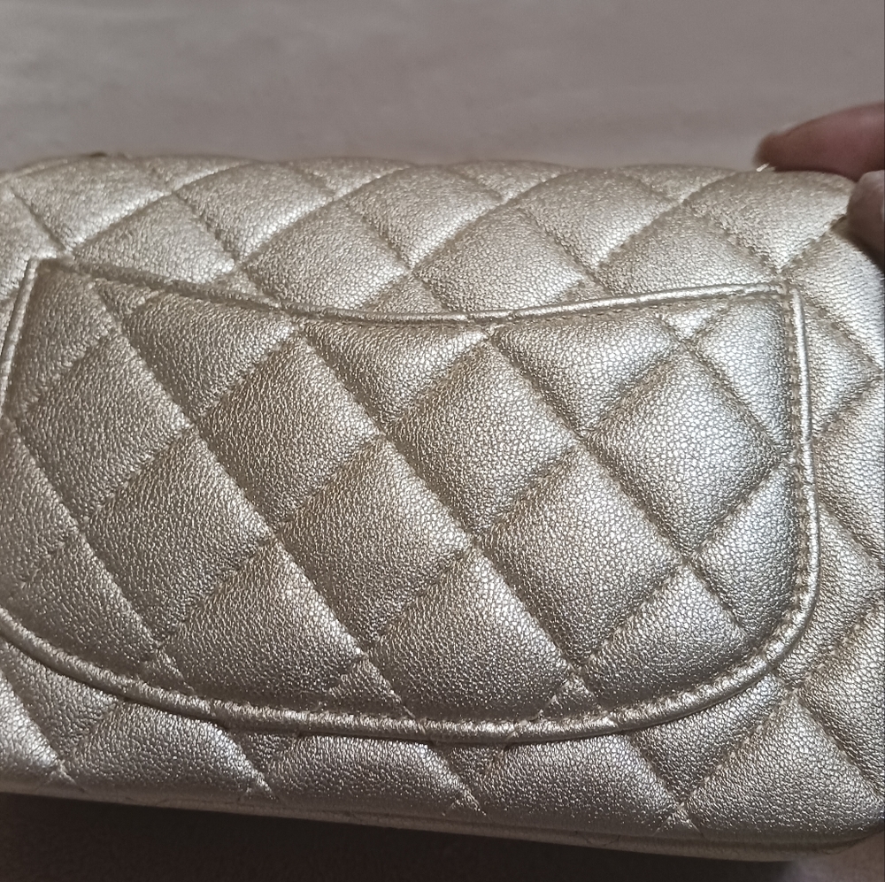 Chanel Mini - Picture 9 of 11